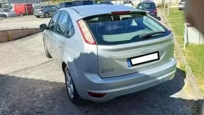 Vendo Ford Focus 2009 - 3999 EUR, 199999 km - AUTO.MOTO.pt