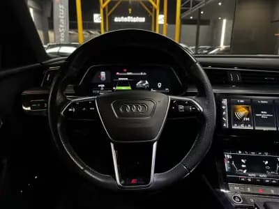 Vendo Audi e-tron Sportback 2022 - 39990 EUR, 95200 km - AUTO.MOTO.pt