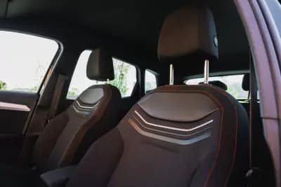 Sell SEAT Arona 2023 - 17500 EUR, 52100 km - AUTO.MOTO.pt