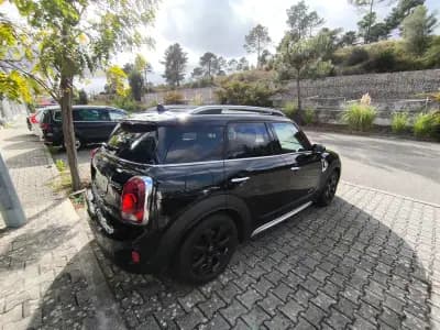 Sell MINI Countryman 2019 - 21900 EUR, 121000 km - AUTO.MOTO.pt