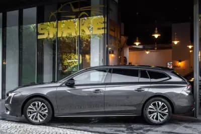 Vendo Peugeot 508 SW 2024 - 29750 EUR, 31133 km - AUTO.MOTO.pt
