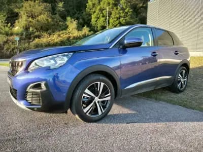 Vendo Peugeot 3008 2018 - 15992 EUR, 65181 km - AUTO.MOTO.pt