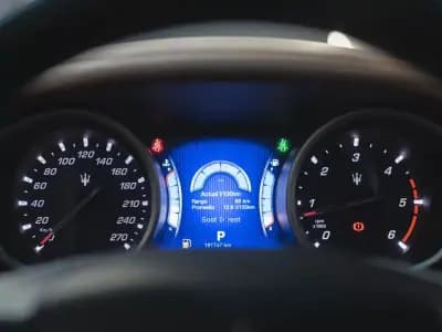 Sell Maserati Ghibli 2015 - 34990 EUR, 192000 km - AUTO.MOTO.pt