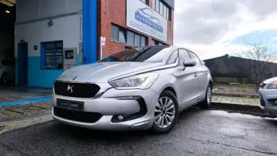 Vendo Citroën DS5 2016 - 11500 EUR, 190000 km - AUTO.MOTO.pt