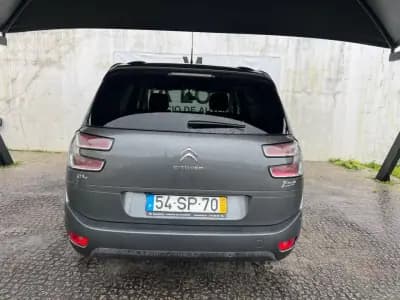 Sell Citroën C4 Grand Picasso 2015 - 10900 EUR, 246000 km - AUTO.MOTO.pt