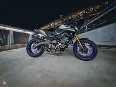 Sell Yamaha MT 09 SP 2018 - 8999 EUR, 24 km - AUTO.MOTO.pt