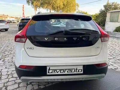 Sell Volvo V40 Cross Country 2014 - 13500 EUR, 149000 km - AUTO.MOTO.pt