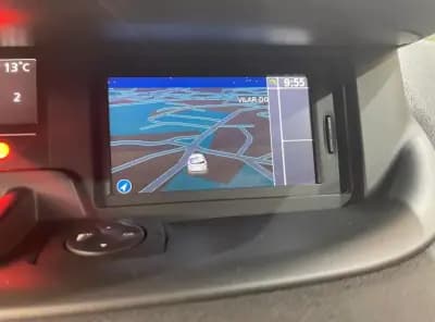 Vendo Renault Grand Scénic 2012 - 8899 EUR, 230000 km - AUTO.MOTO.pt