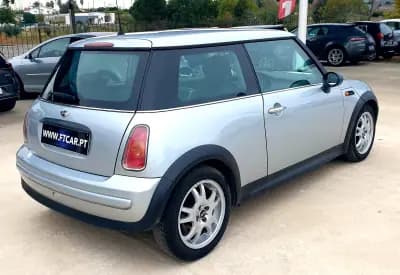 Vendo MINI One 2004 - 7990 EUR, 179700 km - AUTO.MOTO.pt
