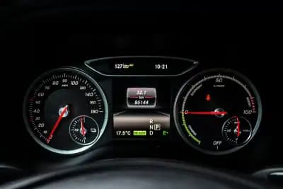 Sell Mercedes-Benz B 250 2017 - 14900 EUR, 85144 km - AUTO.MOTO.pt