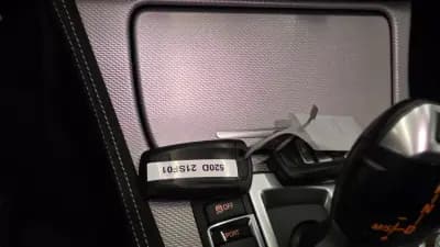 Vendo BMW 520 2013 - 15900 EUR, 212325 km - AUTO.MOTO.pt