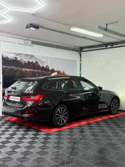 Sell BMW 318 2020 - 26900 EUR, 110000 km - AUTO.MOTO.pt