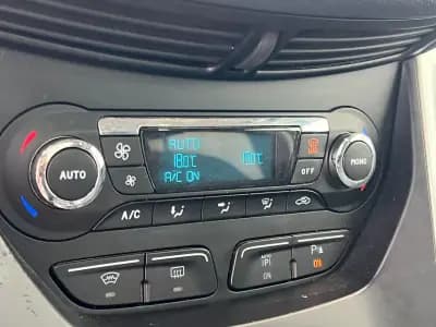 Vendo Ford C-Max 2011 - 8750 EUR, 206000 km - AUTO.MOTO.pt