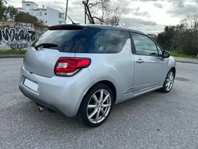 Vendo Citroën DS3 2013 - 7900 EUR, 135200 km - AUTO.MOTO.pt