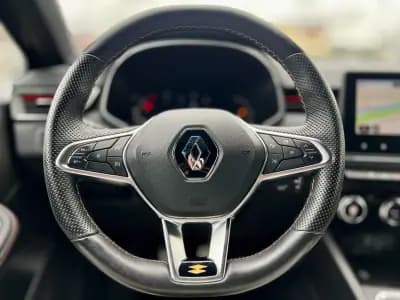 Vendo Renault Clio 2020 - 16950 EUR, 99000 km - AUTO.MOTO.pt