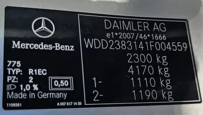 Vendo Mercedes-Benz E 220 2017 - 34999 EUR, 180000 km - AUTO.MOTO.pt