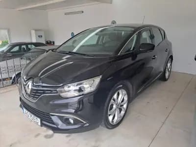 Sell Renault Scénic 2017 - 9980 EUR, 262136 km - AUTO.MOTO.pt