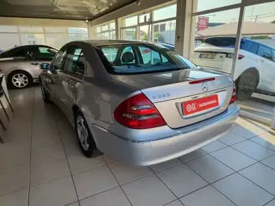 Vendo Mercedes-Benz E 220 2003 - 5500 EUR, 500000 km - AUTO.MOTO.pt