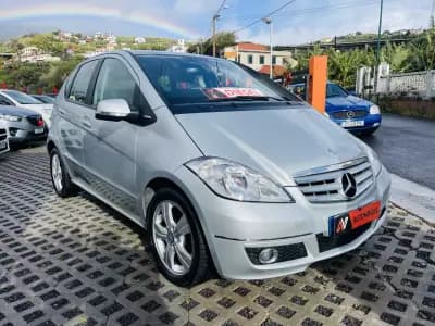 Vendo Mercedes-Benz A 180 2010 - 9950 EUR, 118057 km - AUTO.MOTO.pt