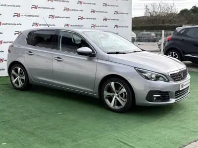 Sell Peugeot 308 2018 - 12990 EUR, 88000 km - AUTO.MOTO.pt