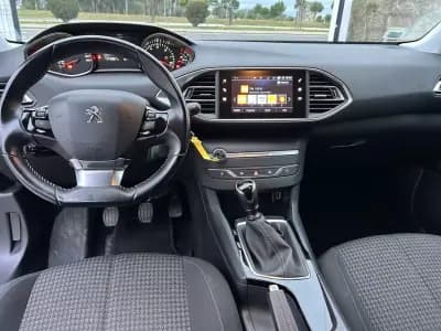 Sell Peugeot 308 2020 - 15500 EUR, 73870 km - AUTO.MOTO.pt