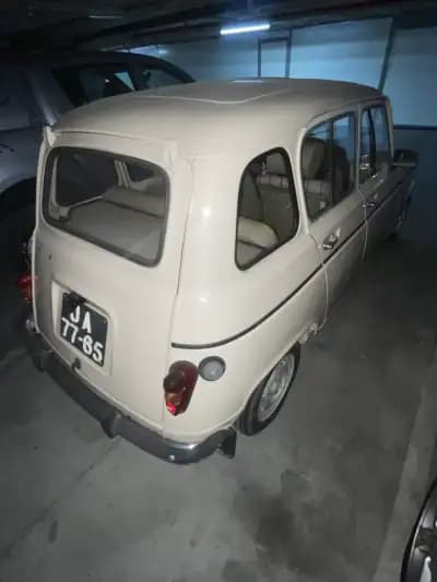 Vendo Renault 4 1985 - 4750 EUR, 170000 km - AUTO.MOTO.pt