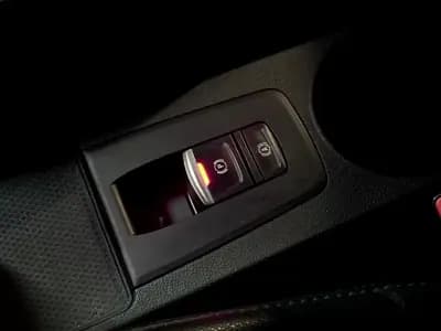 Sell Renault Zoe 2020 - 13900 EUR, 105098 km - AUTO.MOTO.pt