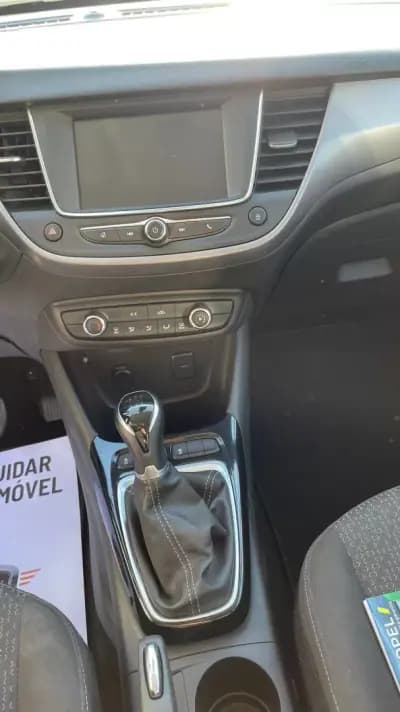 Vendo Opel Crossland 2022 - 17450 EUR, 40566 km - AUTO.MOTO.pt