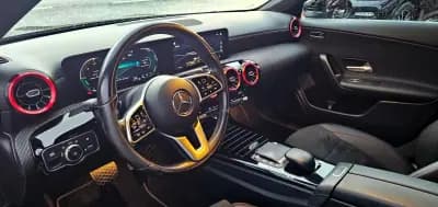 Sell Mercedes-Benz CLA 180 2021 - 28999 EUR, 100000 km - AUTO.MOTO.pt