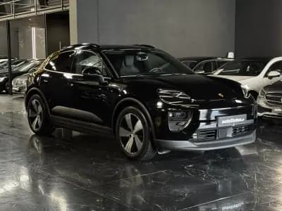 Vendo Porsche Macan 2025 - 87990 EUR, 15800 km - AUTO.MOTO.pt