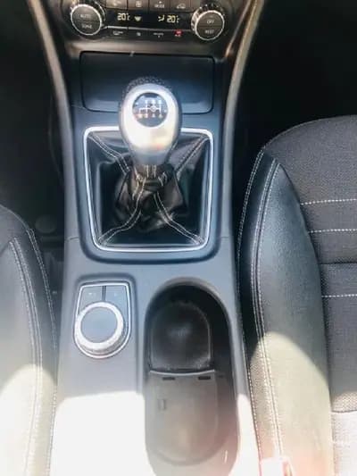 Sell Mercedes-Benz GLA 200 2014 - 20000 EUR, 200000 km - AUTO.MOTO.pt