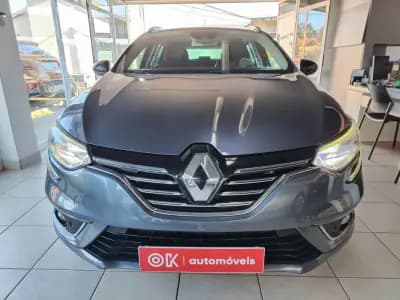 Sell Renault Mégane Sport Tourer 2019 - 13750 EUR, 155000 km - AUTO.MOTO.pt