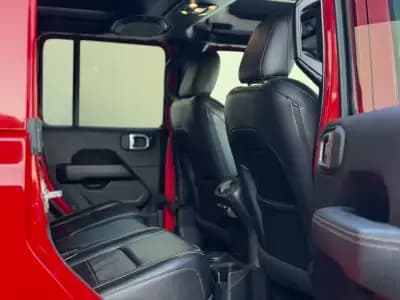 Sell Jeep Gladiator 2021 - 68000 EUR, 63154 km - AUTO.MOTO.pt