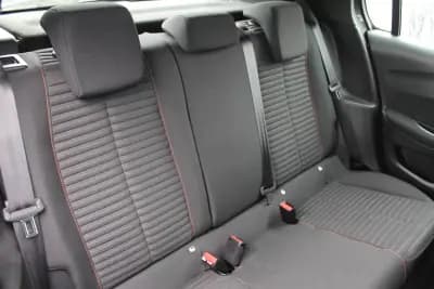 Vendo Peugeot 208 2022 - 16750 EUR, 121000 km - AUTO.MOTO.pt