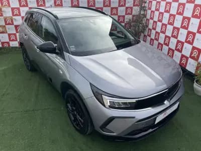 Vendo Opel Grandland 2022 - 23990 EUR, 118000 km - AUTO.MOTO.pt