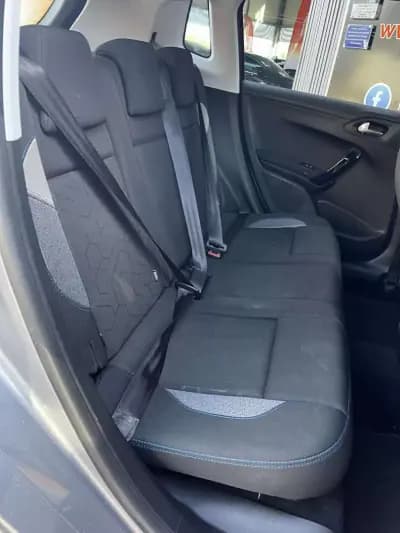 Vendo Peugeot 2008 2019 - 13900 EUR, 39416 km - AUTO.MOTO.pt