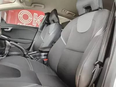 Vendo Volvo V40 2013 - 8350 EUR, 298100 km - AUTO.MOTO.pt