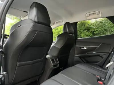 Vendo Peugeot 3008 2022 - 22900 EUR, 94000 km - AUTO.MOTO.pt