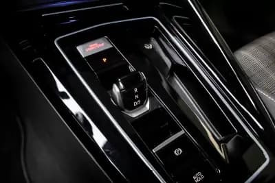 Vendo Volkswagen Golf 2022 - 34990 EUR, 72017 km - AUTO.MOTO.pt