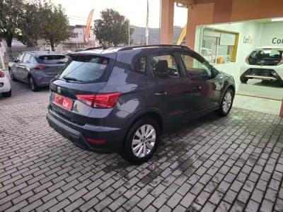 Sell SEAT Arona 2024 - 17500 EUR, 32919 km - AUTO.MOTO.pt