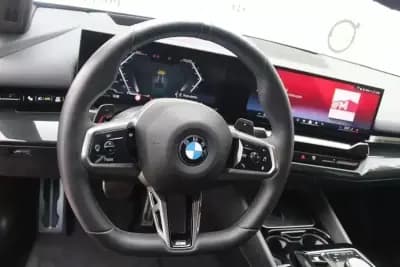 Sell BMW 520 2024 - 59480 EUR, 24831 km - AUTO.MOTO.pt