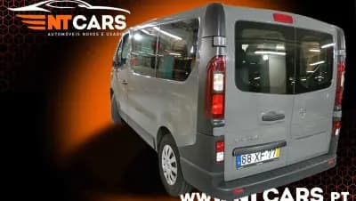 Sell Opel Vivaro 2019 - 24900 EUR, 134318 km - AUTO.MOTO.pt