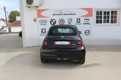 Vendo Fiat 500e C 2022 - 19980 EUR, 10413 km - AUTO.MOTO.pt