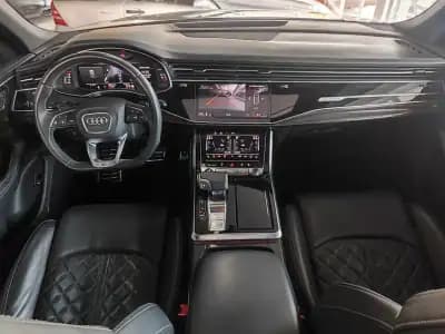 Vendo Audi SQ8 2020 - 81500 EUR, 141000 km - AUTO.MOTO.pt