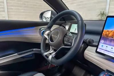 Vendo BYD Atto 3 2023 - 26450 EUR, 23501 km - AUTO.MOTO.pt