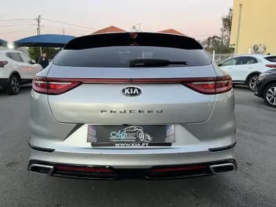 Vendo Kia ProCeed 2022 - 19450 EUR, 76000 km - AUTO.MOTO.pt