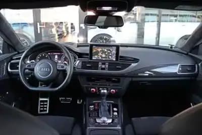 Vendo Audi RS7 Sportback 2017 - 81900 EUR, 50000 km - AUTO.MOTO.pt