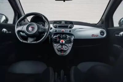 Sell Fiat 500 2015 - 9990 EUR, 127000 km - AUTO.MOTO.pt