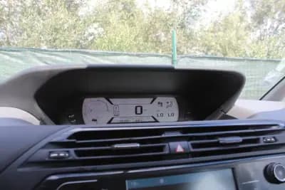 Sell Citroën C4 Grand Picasso 2017 - 12900 EUR, 175000 km - AUTO.MOTO.pt