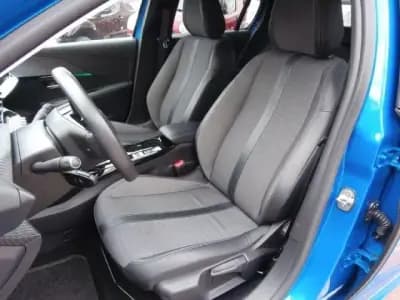 Sell Peugeot e-208 2021 - 18000 EUR, 85265 km - AUTO.MOTO.pt